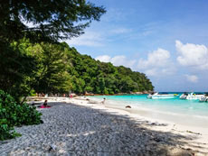 ทัวร์เกาะตาชัย