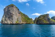 ภูเก็ตแฟนตาซี + ทัวร์เกาะพีพี เรือใหญ่