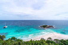 ทัวร์เกาะราชาน้อย เกาะราชาใหญ่ เกาะไม้ท่อน 2 วัน 1 คืน พักเรือคูน