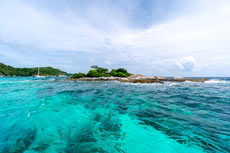 ทัวร์เกาะราชาน้อย เกาะราชาใหญ่ เกาะไม้ท่อน 2 วัน 1 คืน พักเรือคูน