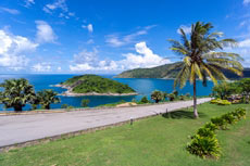 ทัวร์รอบเมืองภูเก็ต + ทัวร์ทะเลแหวก + ทัวร์เกาะพีพี เกาะไข่