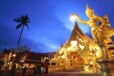 ภูเก็ตแฟนตาซี + ทัวร์เกาะพีพี V.I.P เรือใหญ่ + ทัวร์อ่าวพังงา แคนู เรือหางยาว