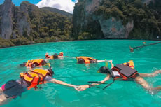 ทัวร์เกาะพีพี เรือหางยาว (เรือเฟอร์รี่)