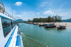 ทัวร์ทะเลแหวก