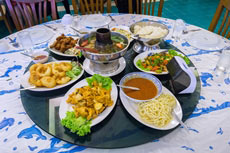 ทัวร์เกาะพีพี V.I.P (เรือใหญ่)