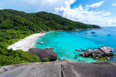 ทัวร์เลซี่ สิมิลัน